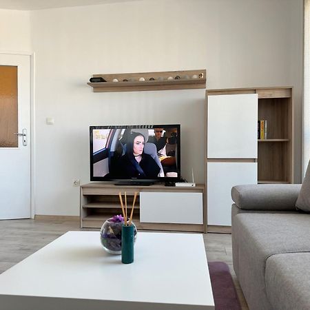 Restful Apartment For 4 Guests In Burgas Exterior foto
